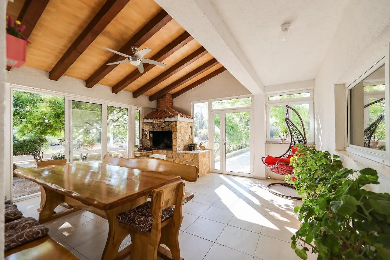 Apartments Miky Vrsi Croatia